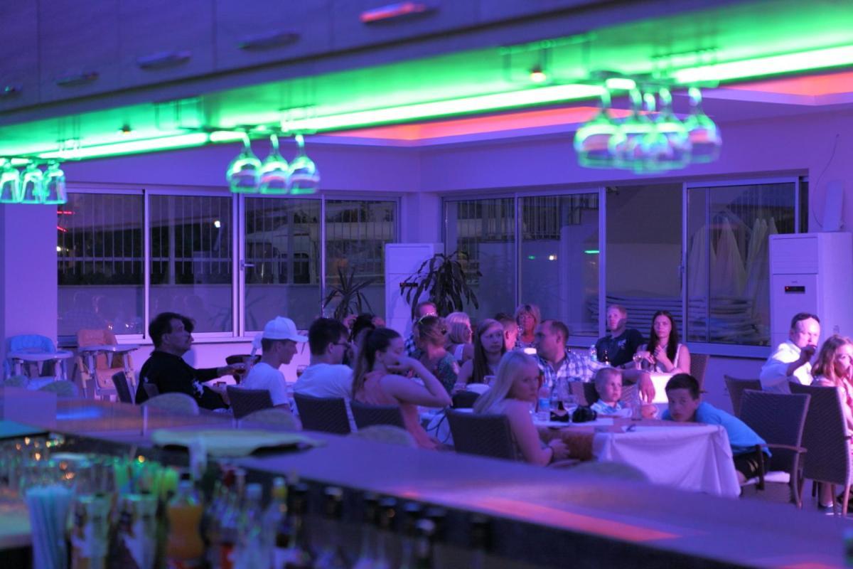 Catty Cats Garden Hotel シダ エクステリア 写真